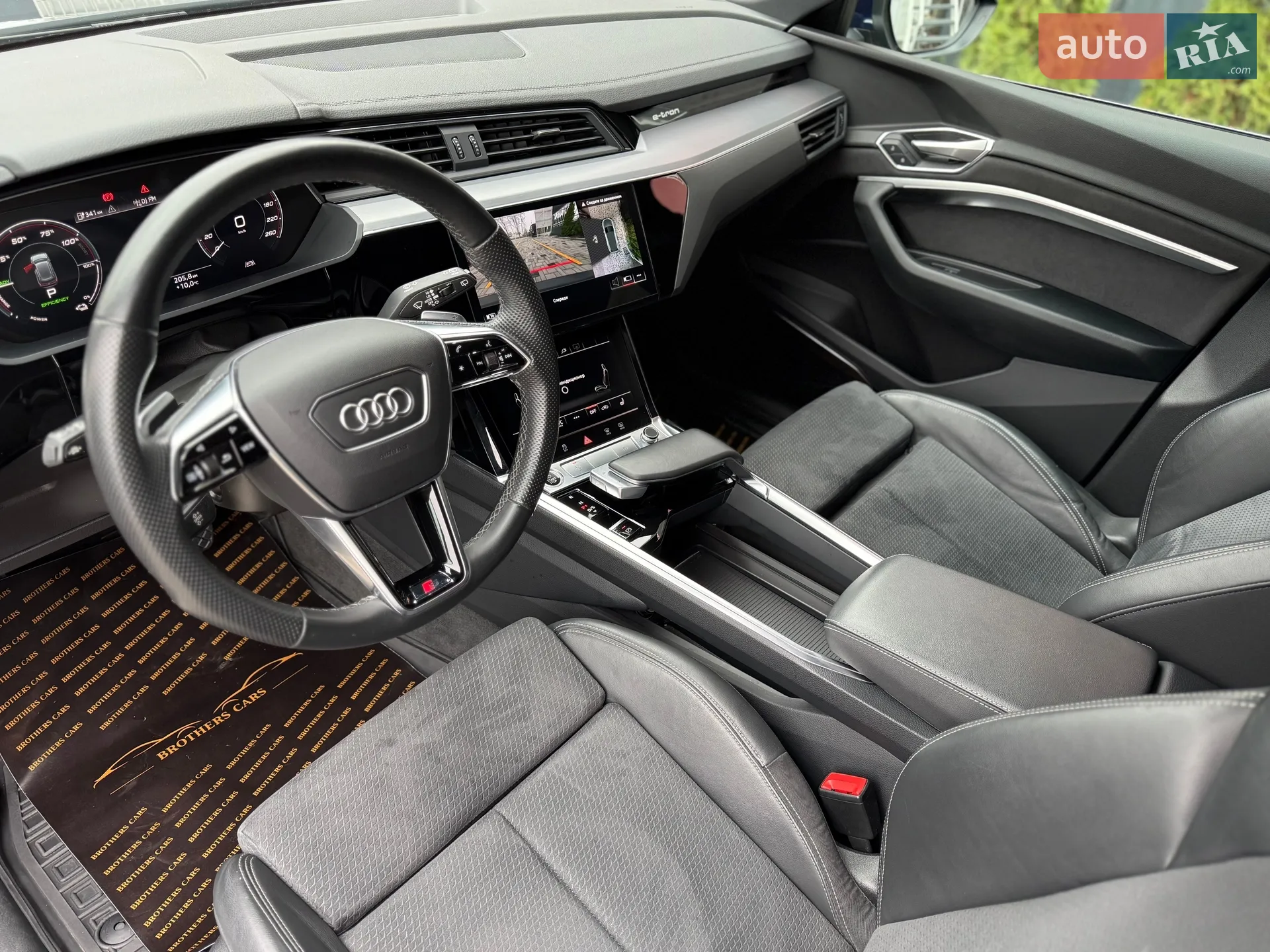 2022 Audi e-tron - мініатюра 10
