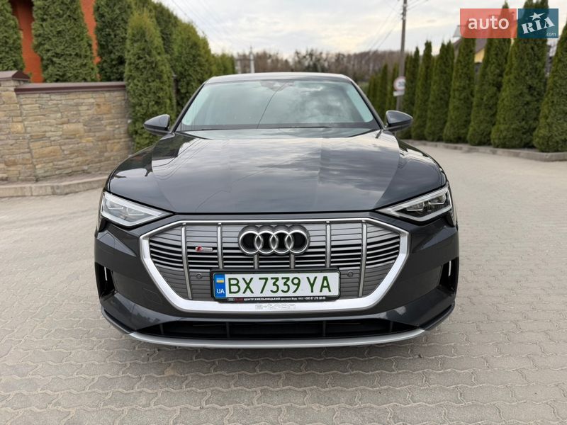 Внедорожник / Кроссовер Audi e-tron 2022 в Хмельницком