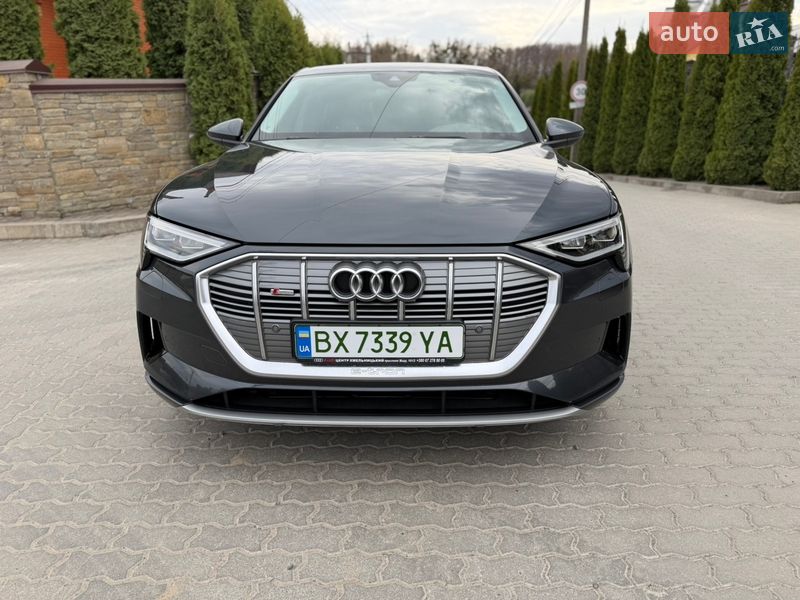 Внедорожник / Кроссовер Audi e-tron 2022 в Хмельницком