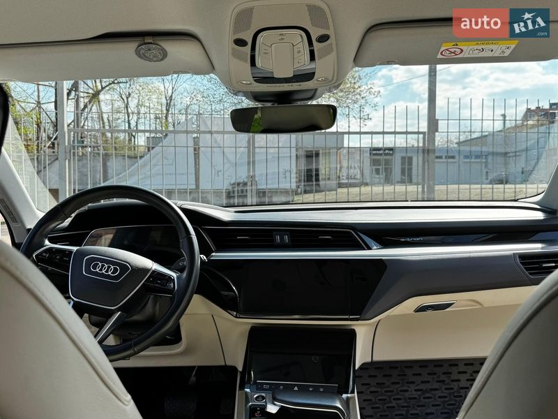 Внедорожник / Кроссовер Audi e-tron 2020 в Одессе