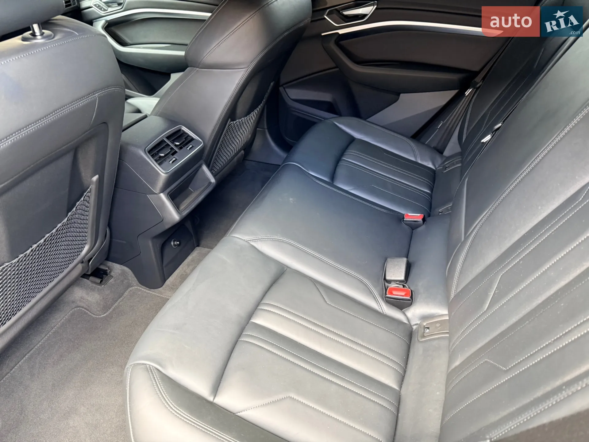 2022 Audi e-tron - мініатюра 27