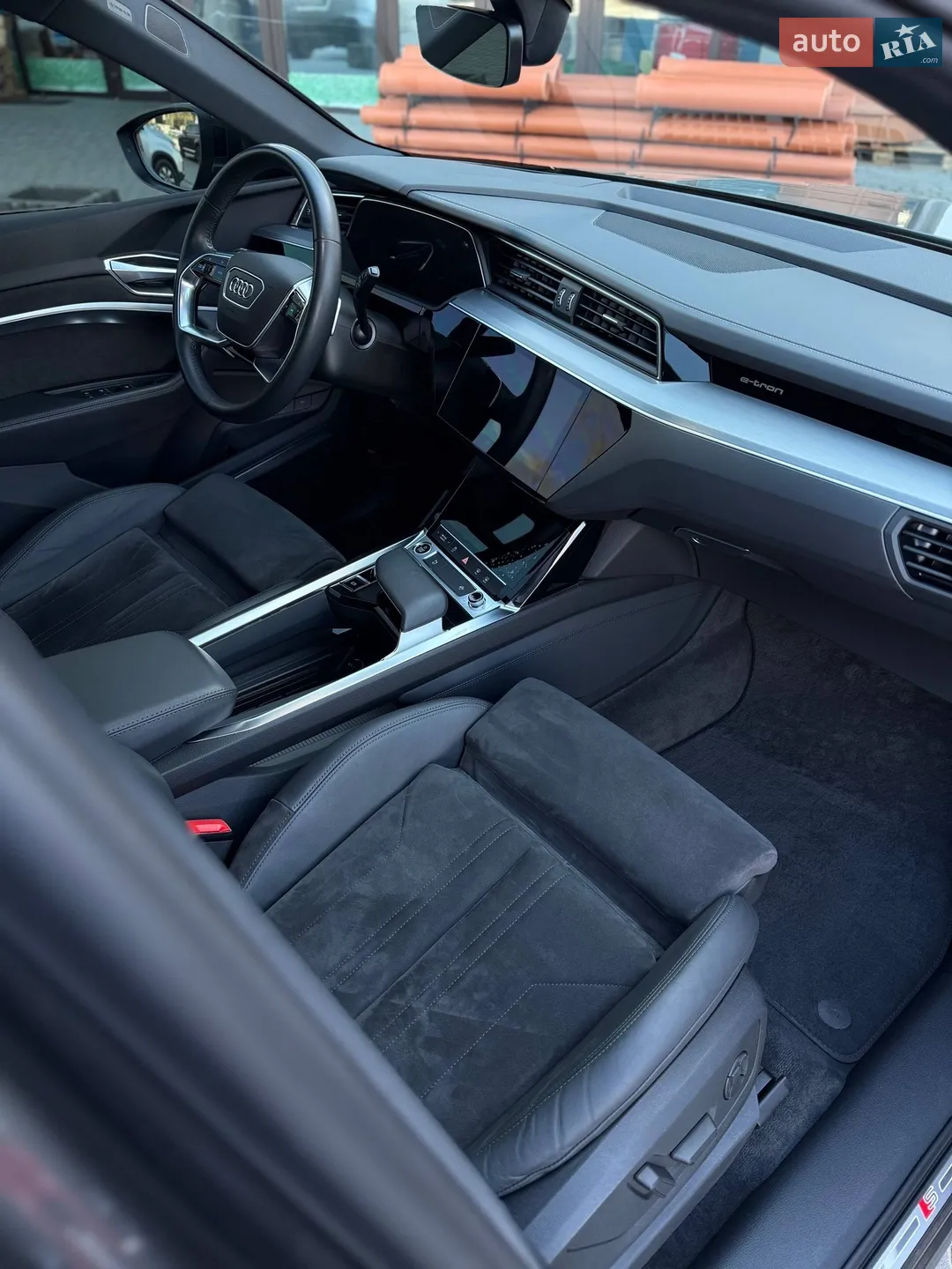 2020 Audi e-tron - мініатюра 17