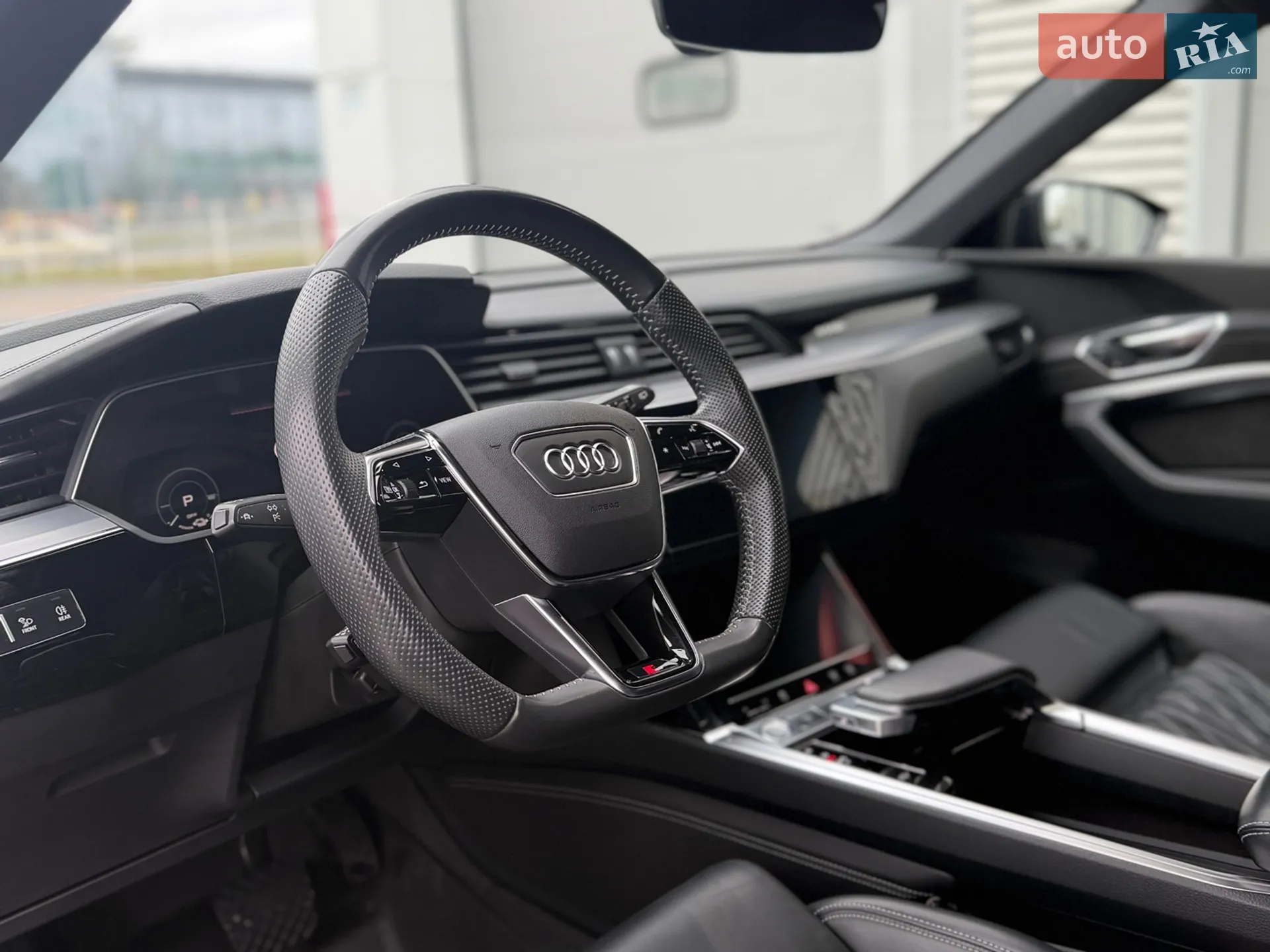 2019 Audi e-tron - мініатюра 7