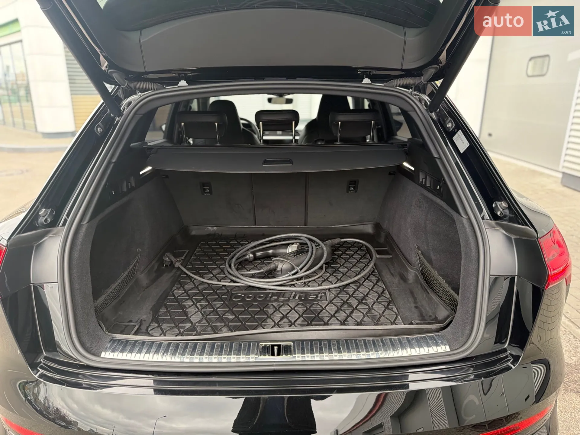 2019 Audi e-tron - мініатюра 13