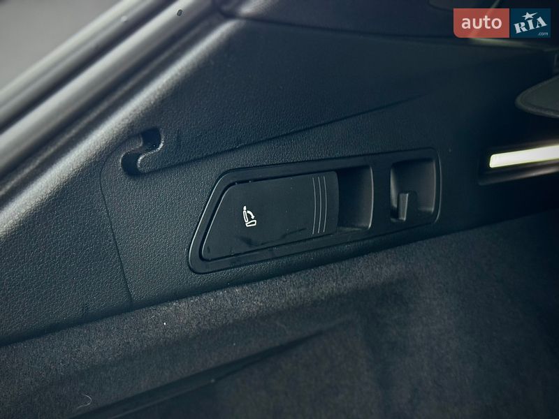 Позашляховик / Кросовер Audi e-tron 2019 в Житомирі