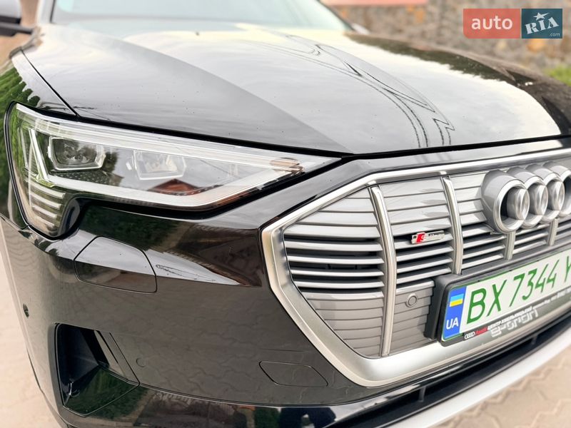 Внедорожник / Кроссовер Audi e-tron 2022 в Хмельницком