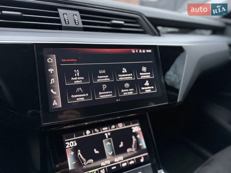 Внедорожник / Кроссовер Audi e-tron 2022 в Хмельницком