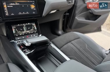 Внедорожник / Кроссовер Audi e-tron 2022 в Хмельницком