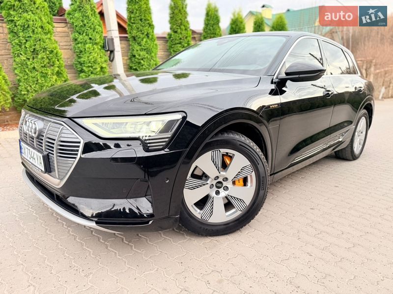 Внедорожник / Кроссовер Audi e-tron 2022 в Хмельницком