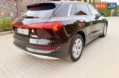 Внедорожник / Кроссовер Audi e-tron 2022 в Хмельницком