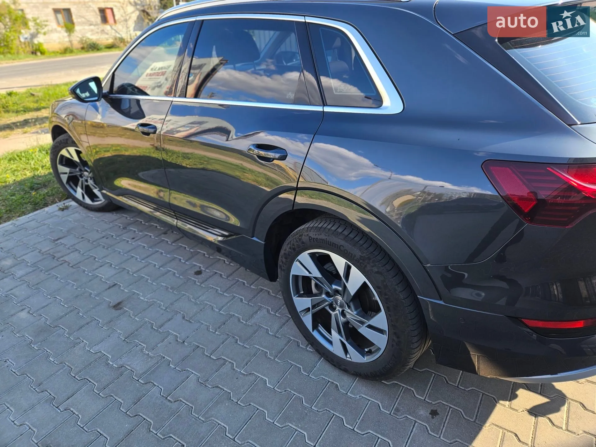 2020 Audi e-tron - мініатюра 4
