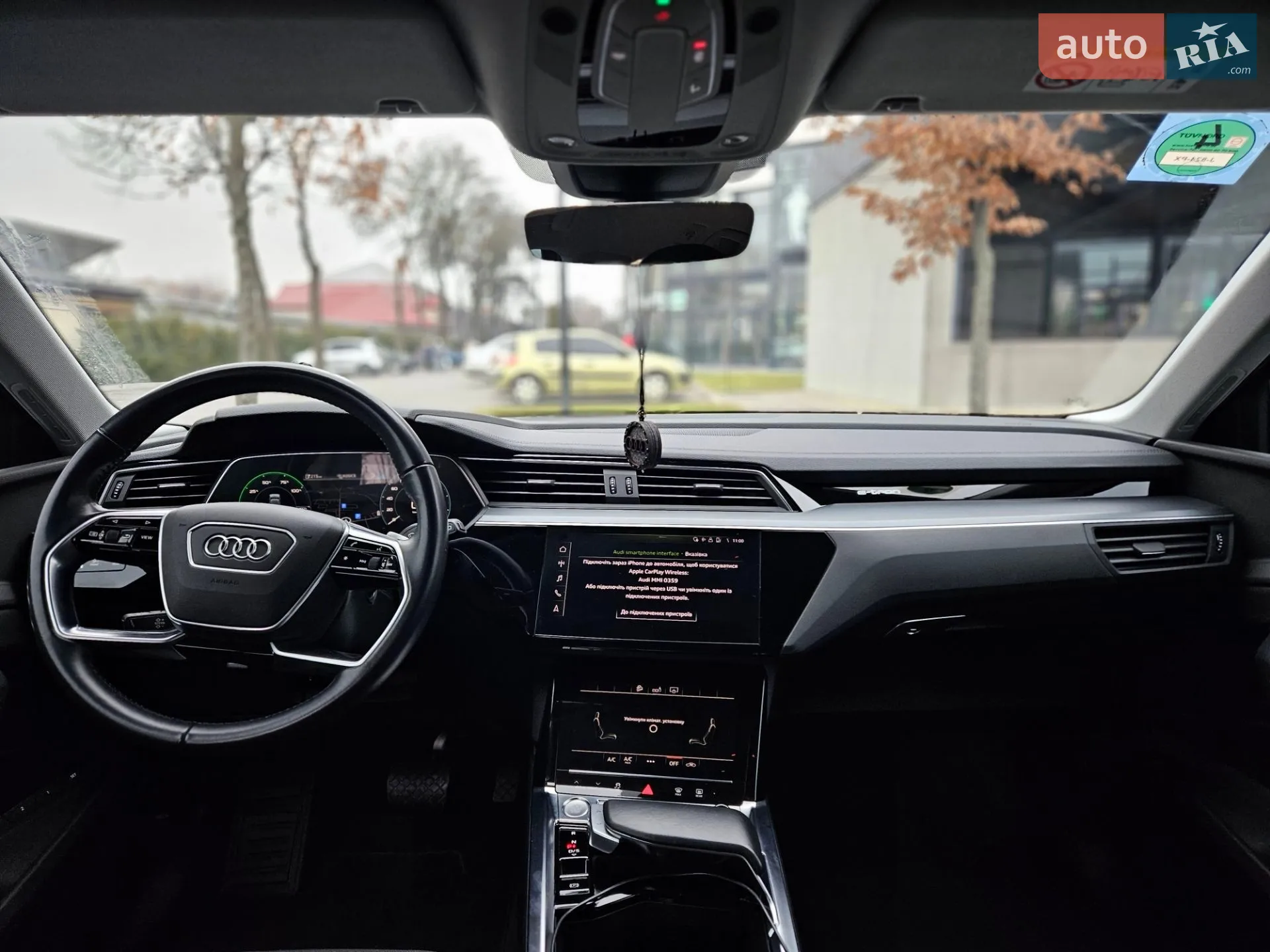 2020 Audi e-tron - мініатюра 11