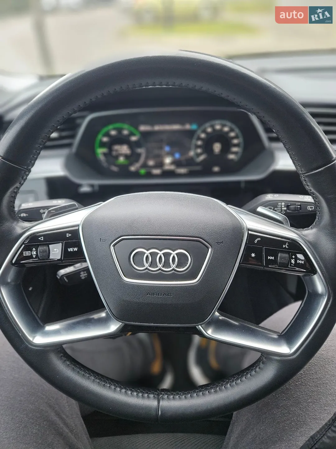 2020 Audi e-tron - мініатюра 16