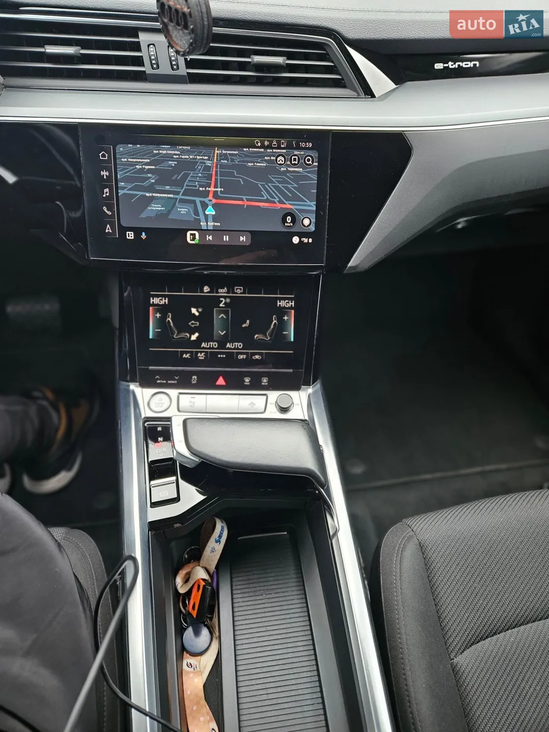 2020 Audi e-tron - мініатюра 13