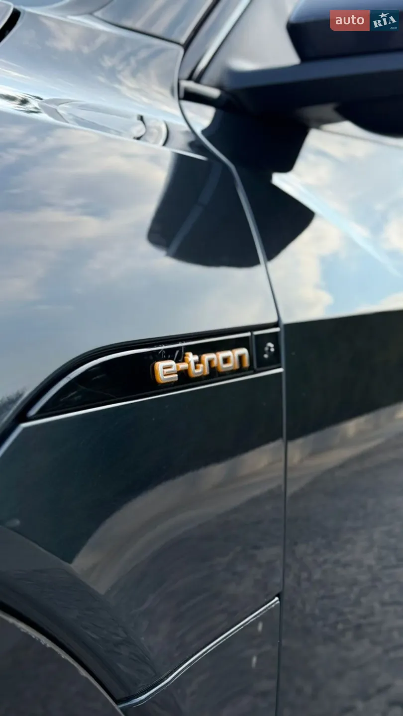 2022 Audi e-tron - мініатюра 20