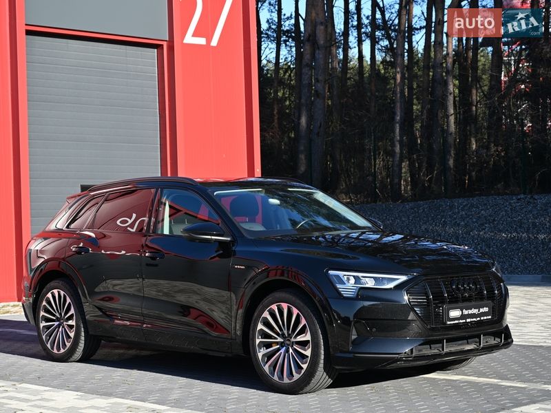 Позашляховик / Кросовер Audi e-tron 2021 в Львові фото Позашляховик / Кросовер Audi e-tron 2021 в Львові