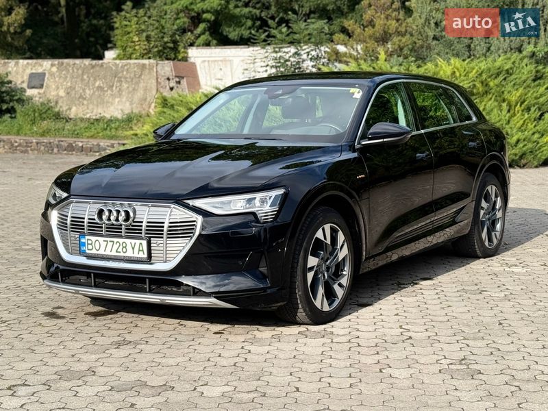 Внедорожник / Кроссовер Audi e-tron 2020 в Тернополе