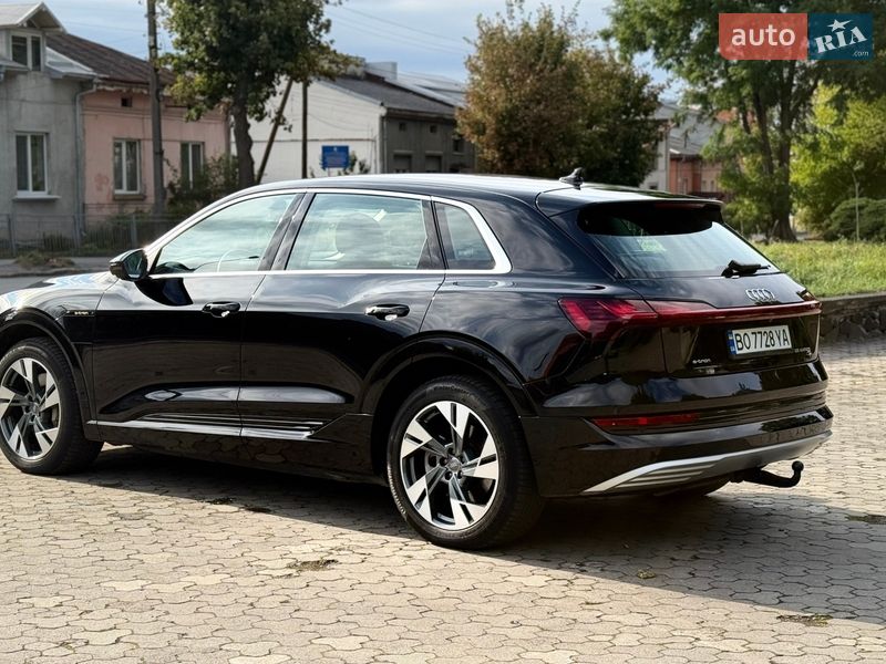 Внедорожник / Кроссовер Audi e-tron 2020 в Тернополе