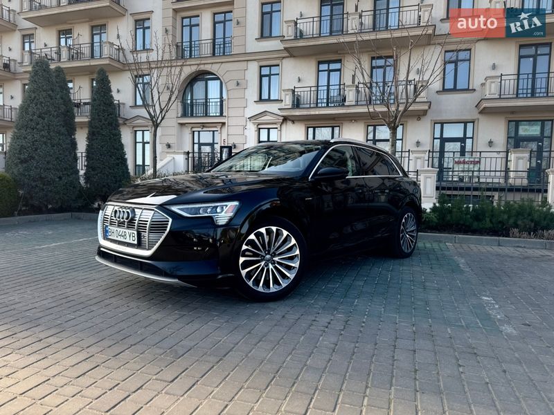 Внедорожник / Кроссовер Audi e-tron 2019 в Одессе
