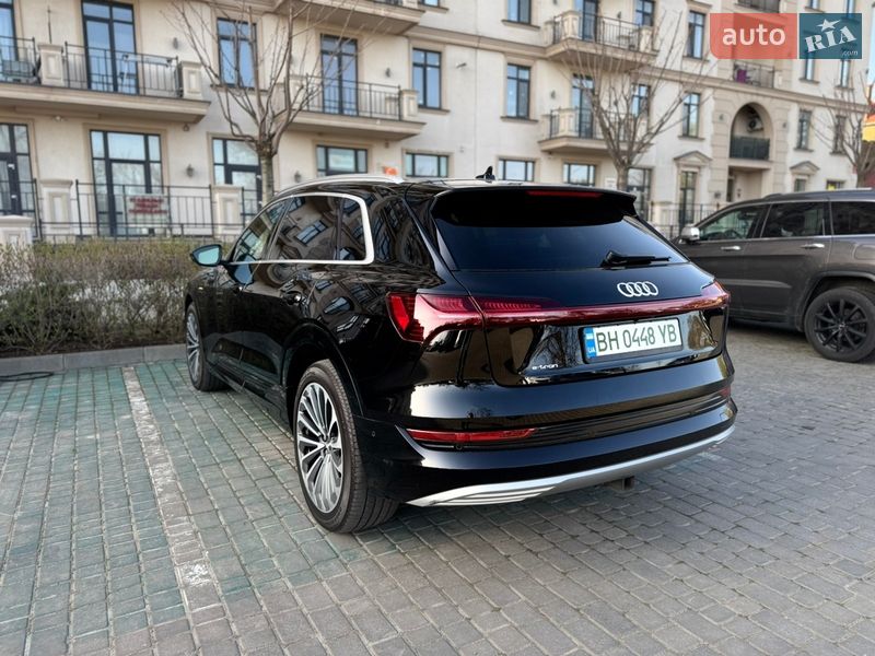 Внедорожник / Кроссовер Audi e-tron 2019 в Одессе