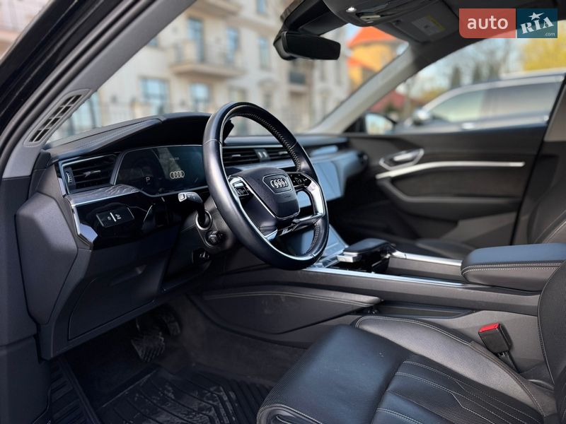 Внедорожник / Кроссовер Audi e-tron 2019 в Одессе