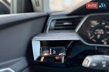 Внедорожник / Кроссовер Audi e-tron 2019 в Одессе