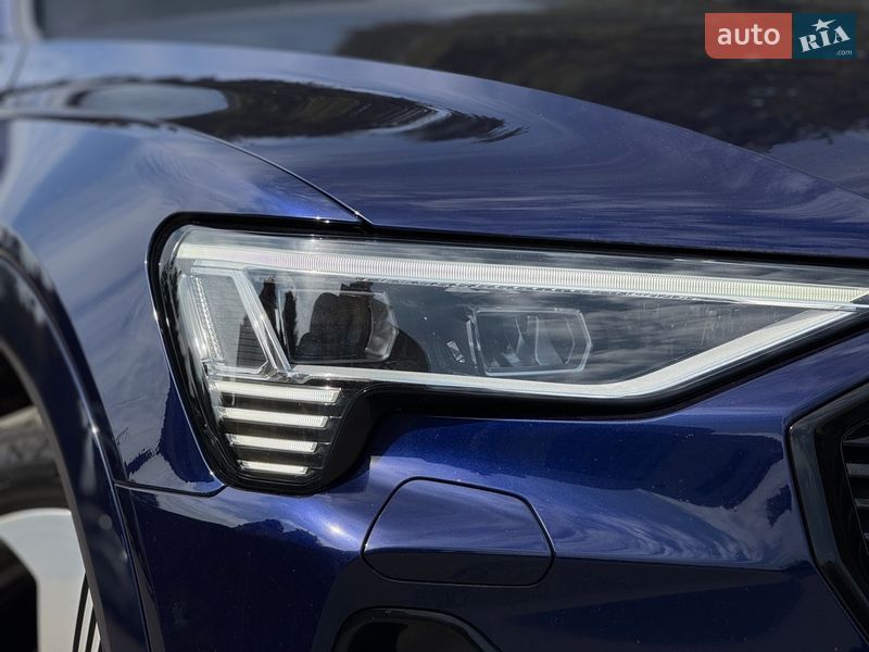 Внедорожник / Кроссовер Audi e-tron 2020 в Тернополе