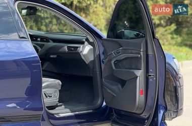 Внедорожник / Кроссовер Audi e-tron 2020 в Тернополе
