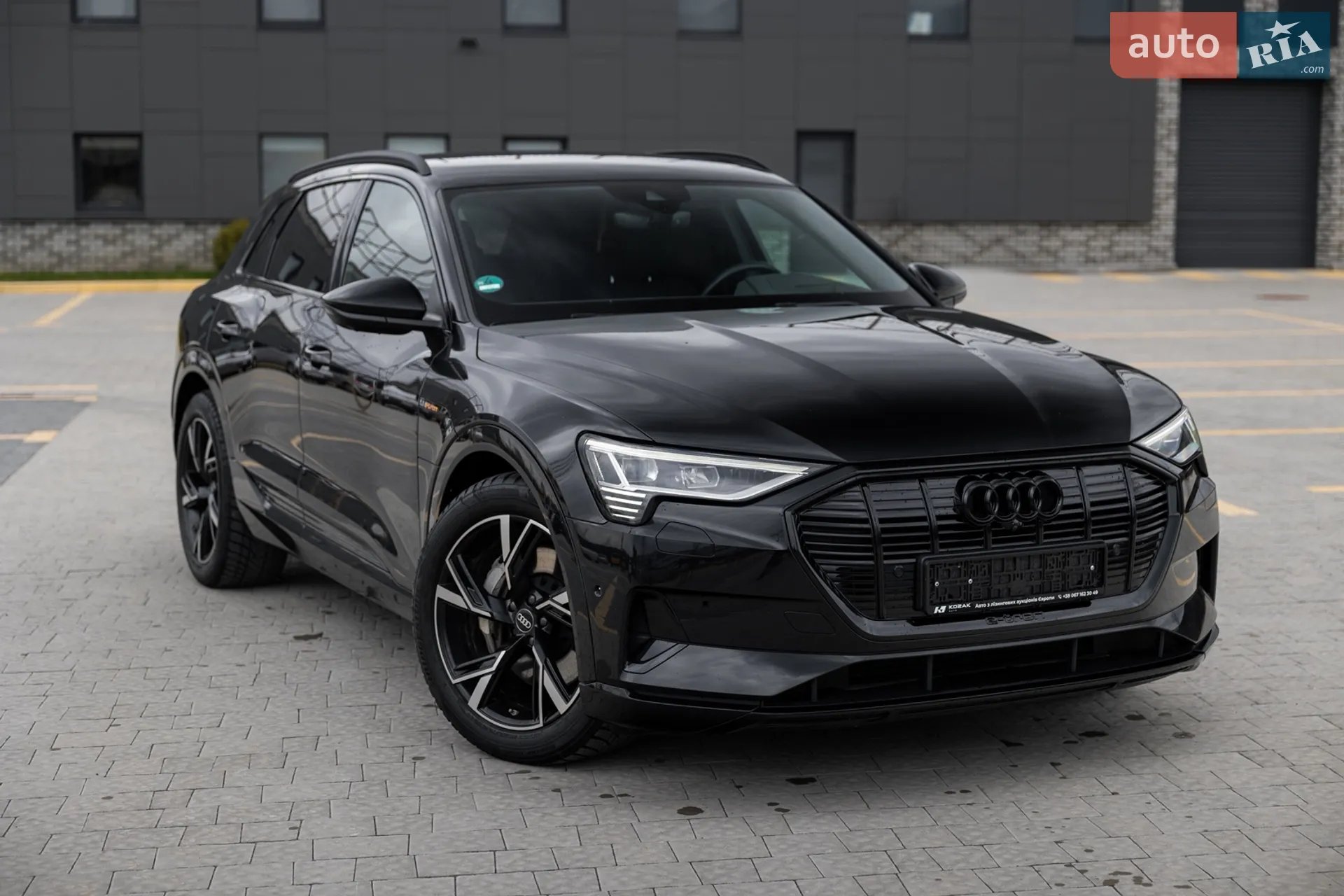 2021 Audi e-tron - мініатюра 2