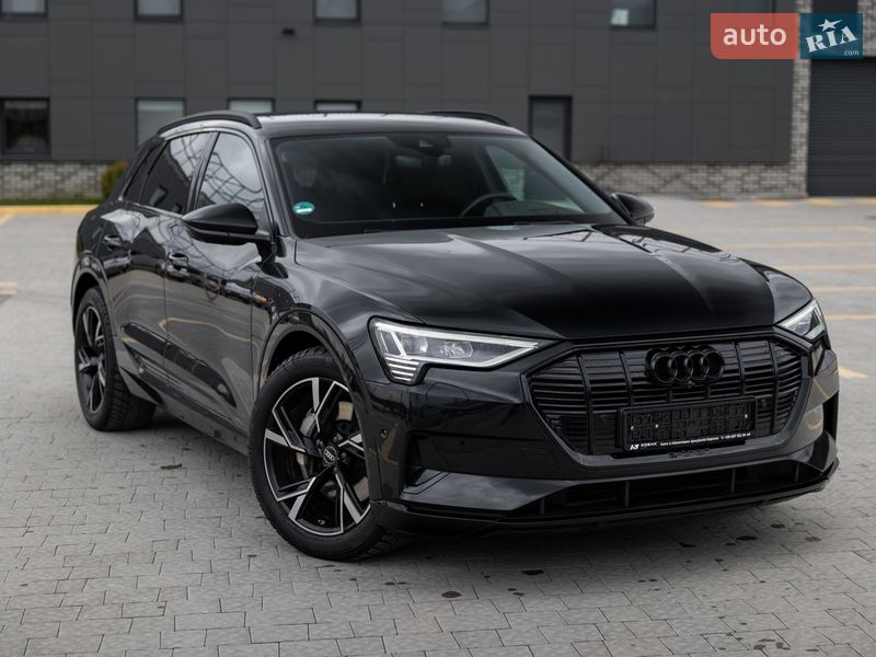 Позашляховик / Кросовер Audi e-tron 2021 в Львові