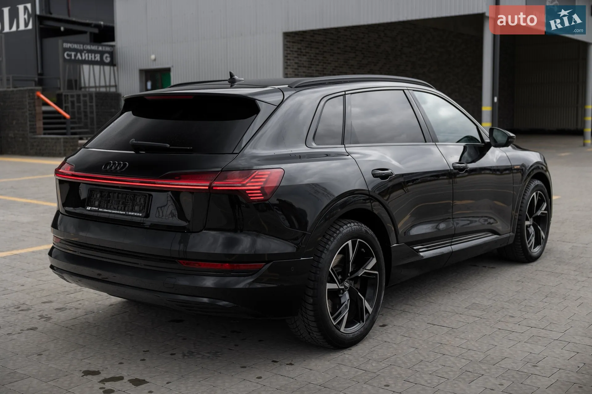 2021 Audi e-tron - мініатюра 10