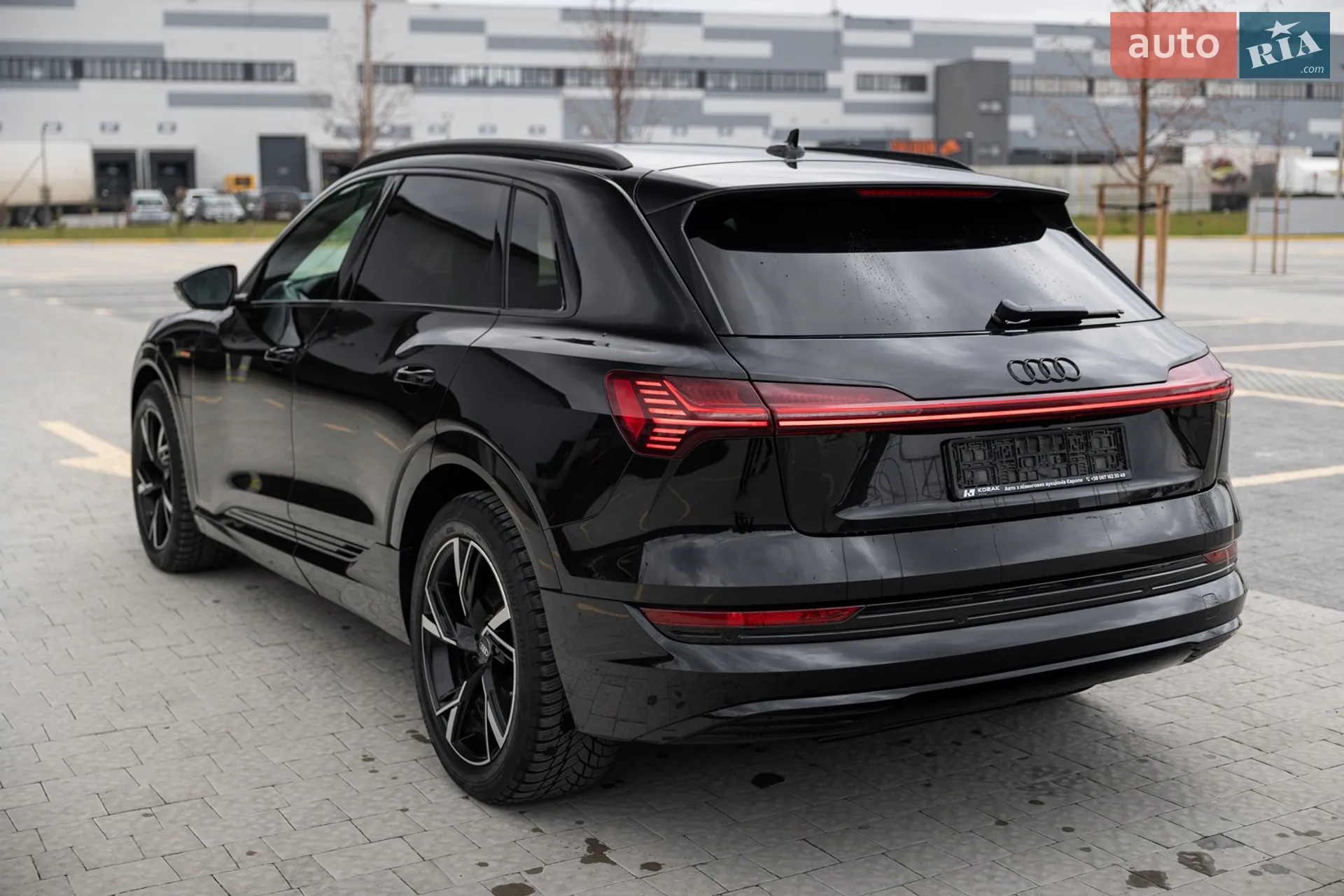 2021 Audi e-tron - мініатюра 13