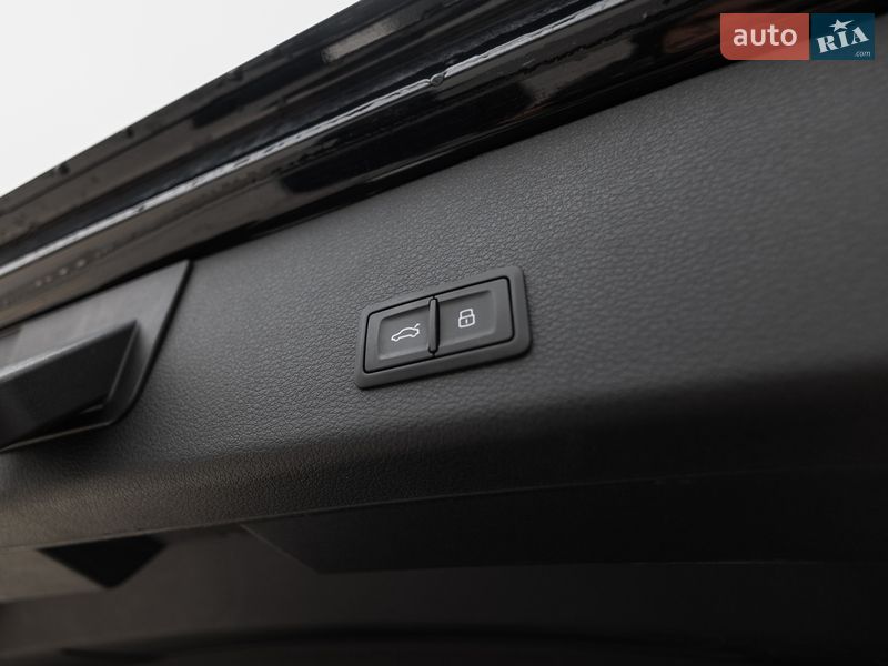 Позашляховик / Кросовер Audi e-tron 2021 в Львові