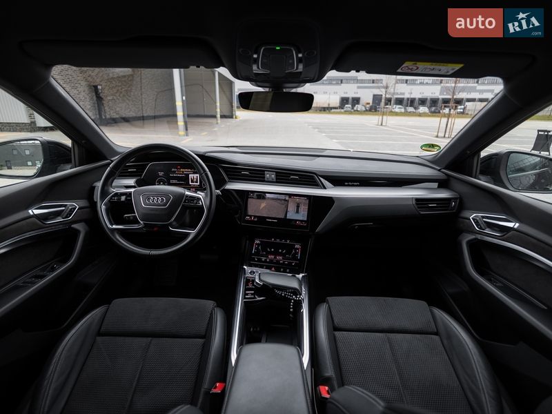 Позашляховик / Кросовер Audi e-tron 2021 в Львові