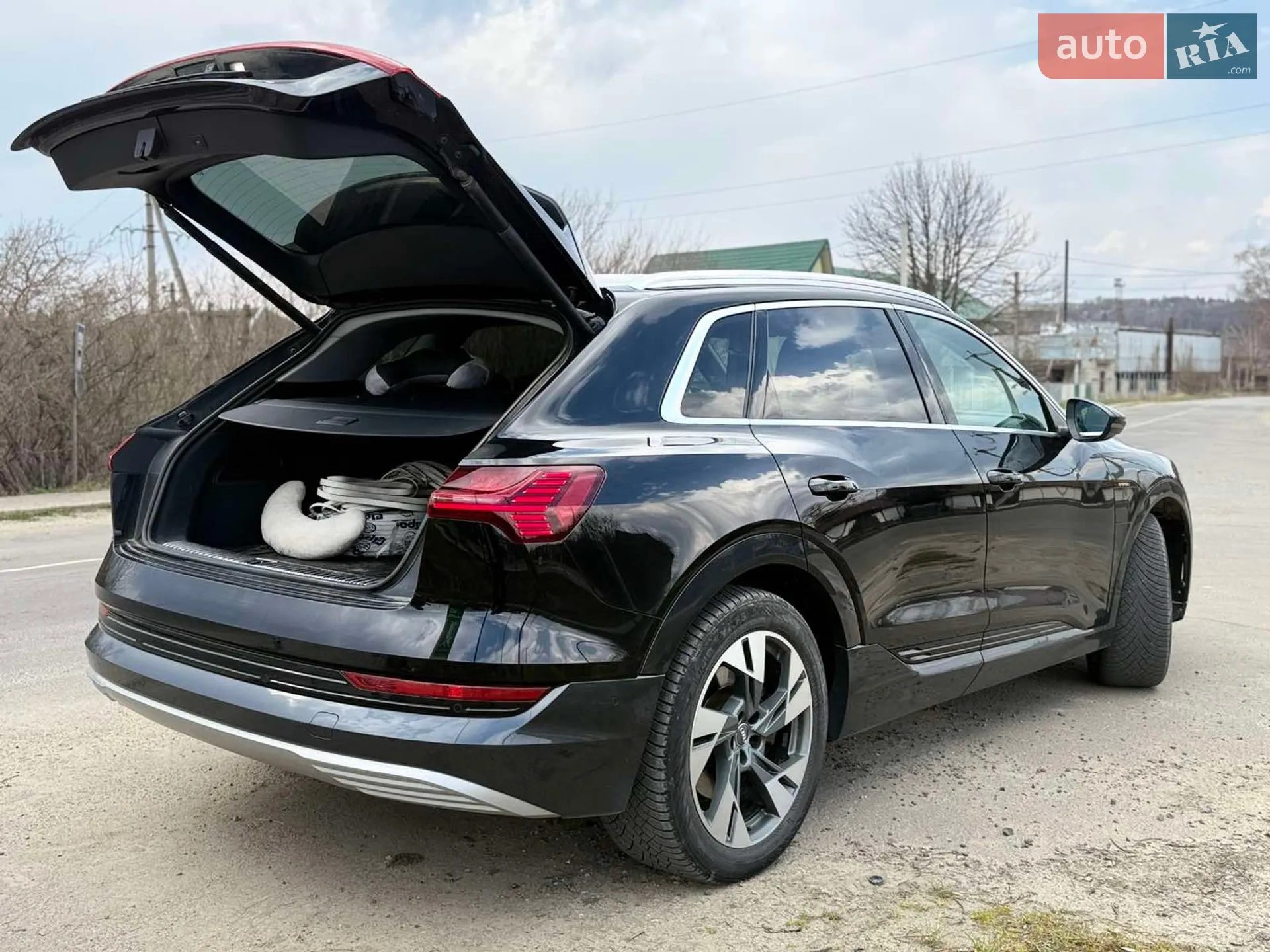 2019 Audi e-tron - мініатюра 4