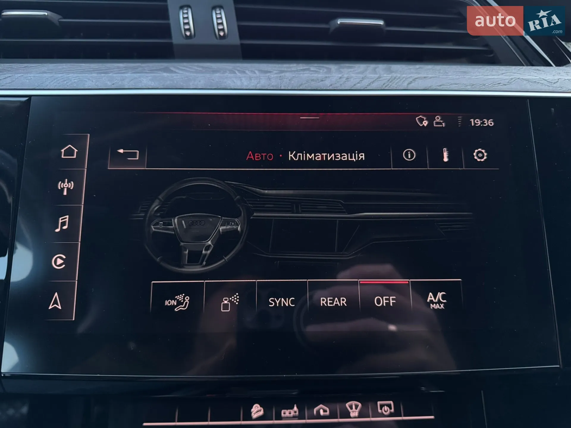 2019 Audi e-tron - мініатюра 23