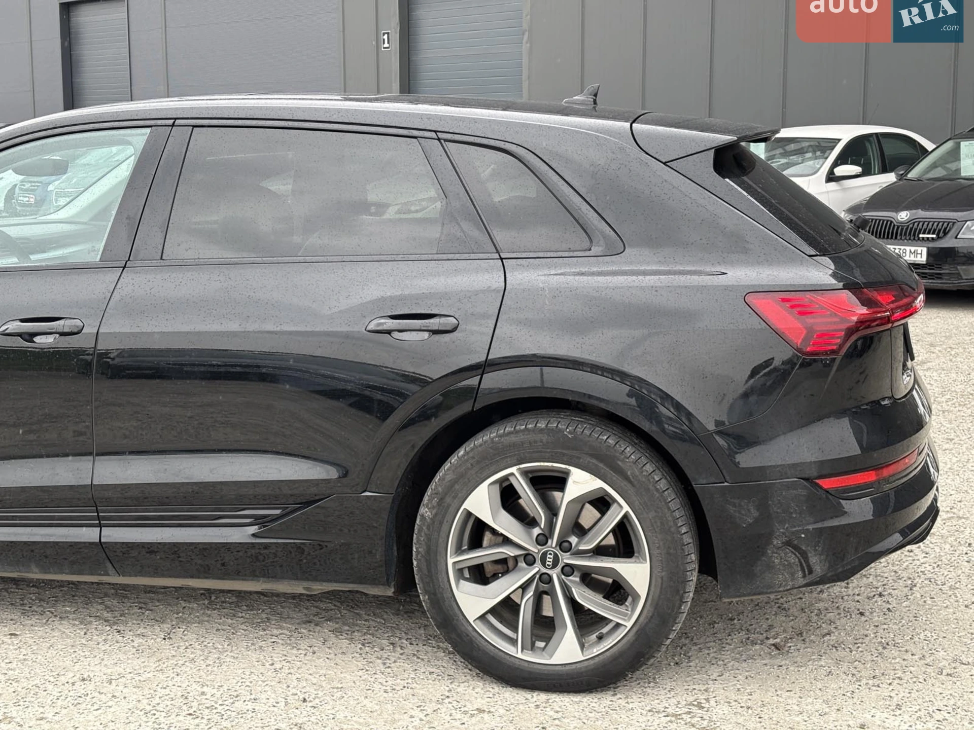 2021 Audi e-tron - мініатюра 7