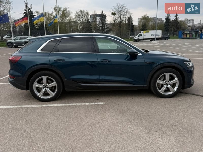 Внедорожник / Кроссовер Audi e-tron 2021 в Житомире