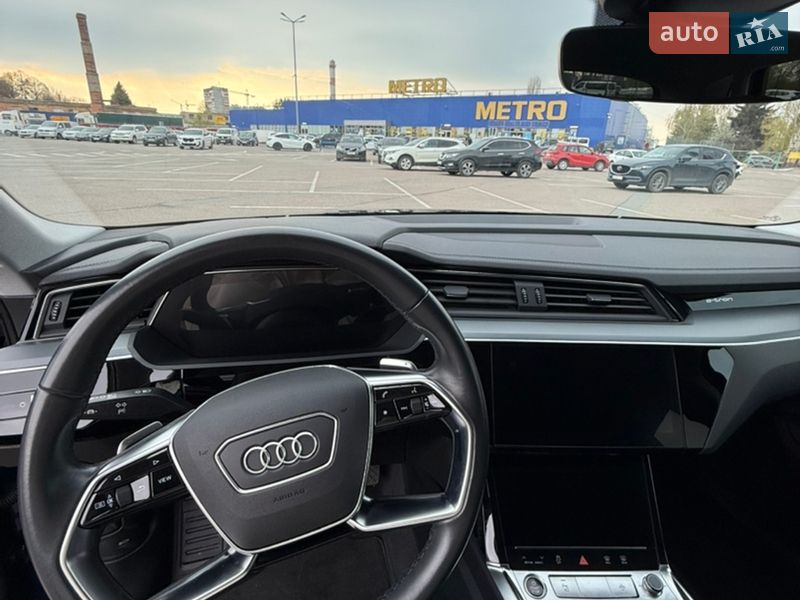 Внедорожник / Кроссовер Audi e-tron 2021 в Житомире