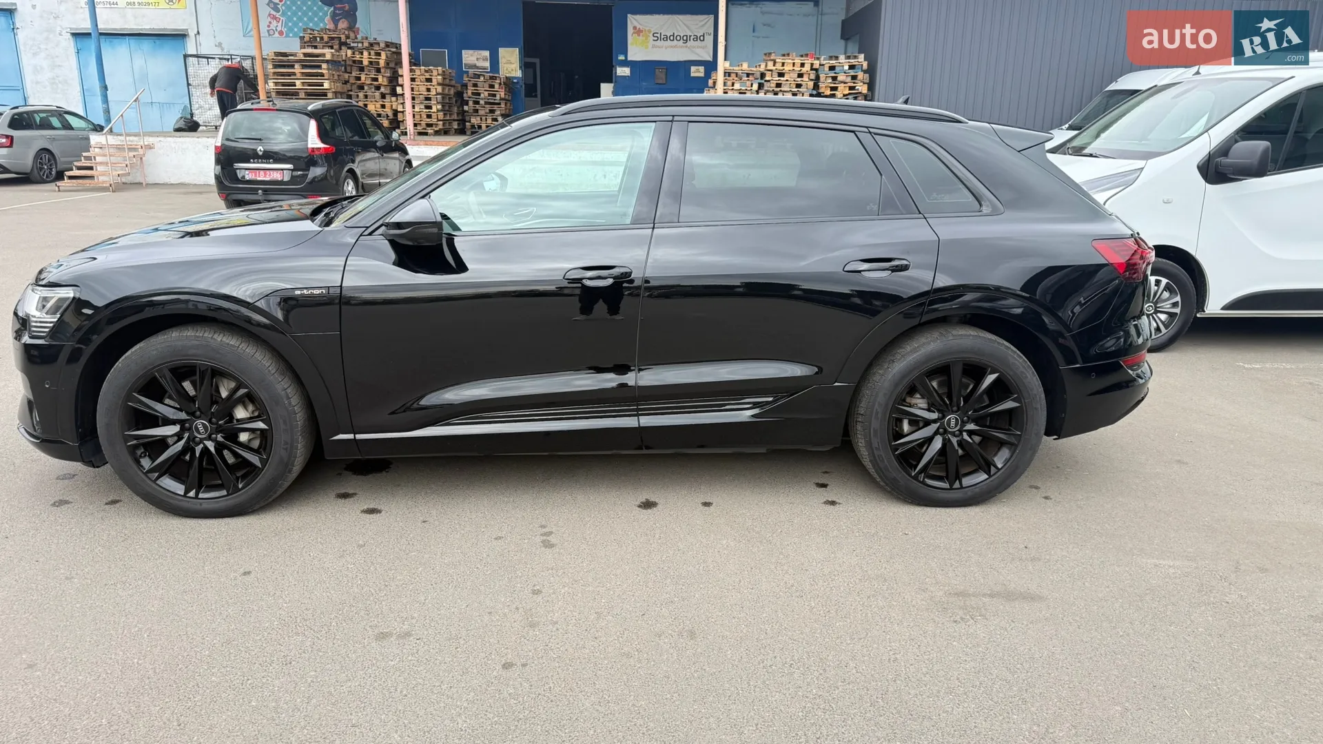 2022 Audi e-tron - мініатюра 15