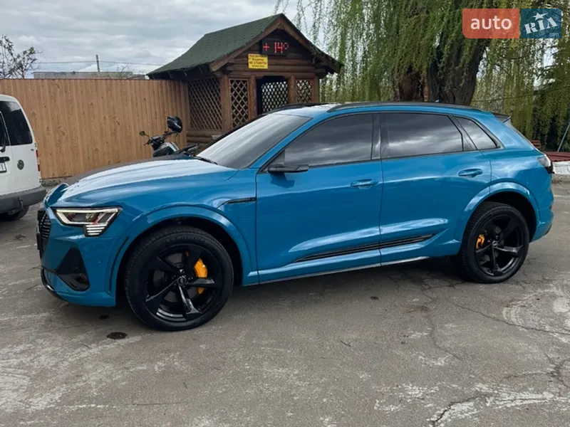 Audi e-tron 2020