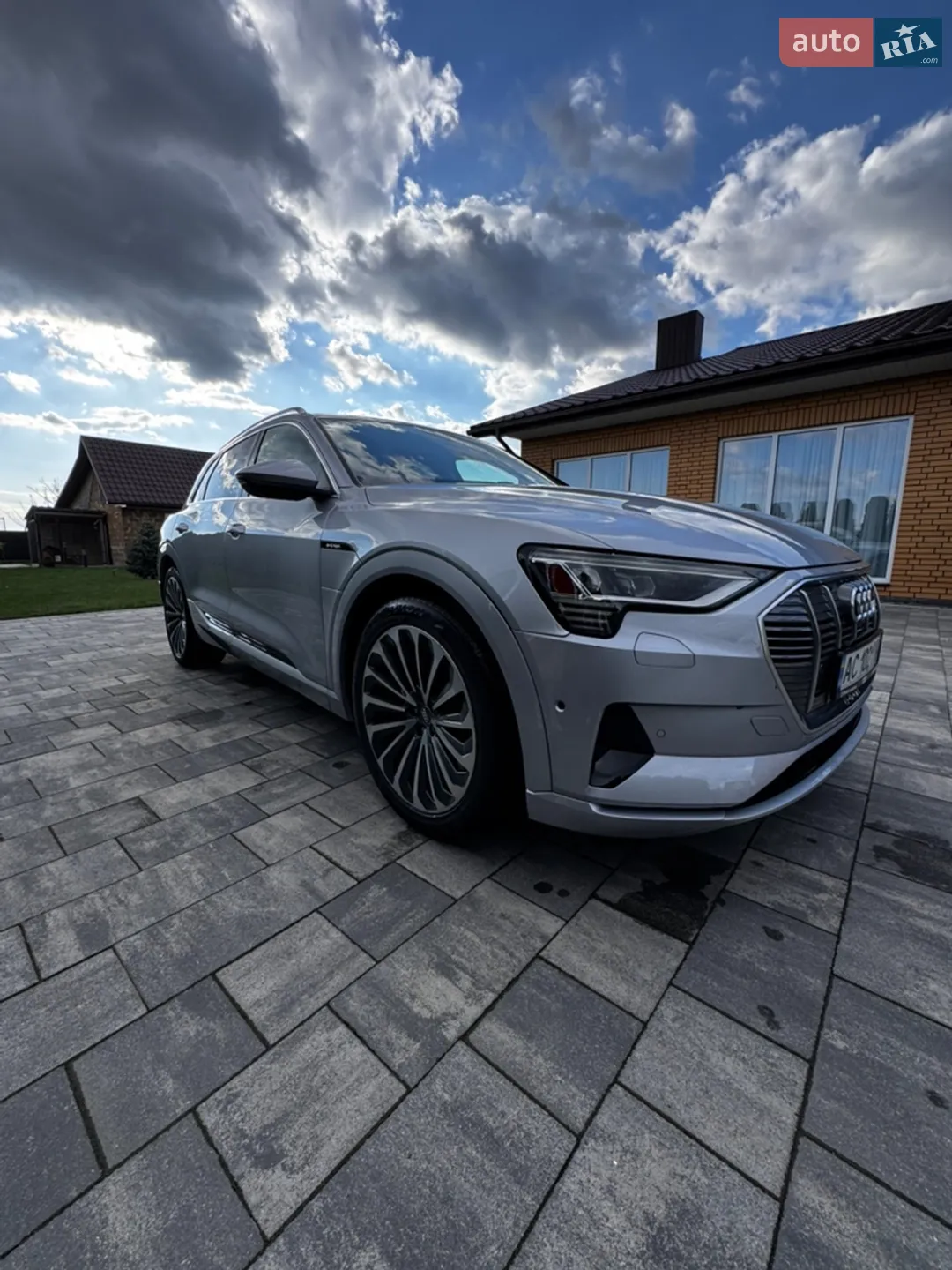 2019 Audi e-tron - мініатюра 5