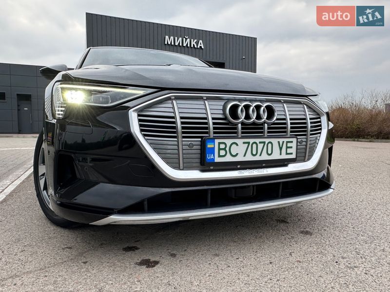 Внедорожник / Кроссовер Audi e-tron 2019 в Дрогобыче