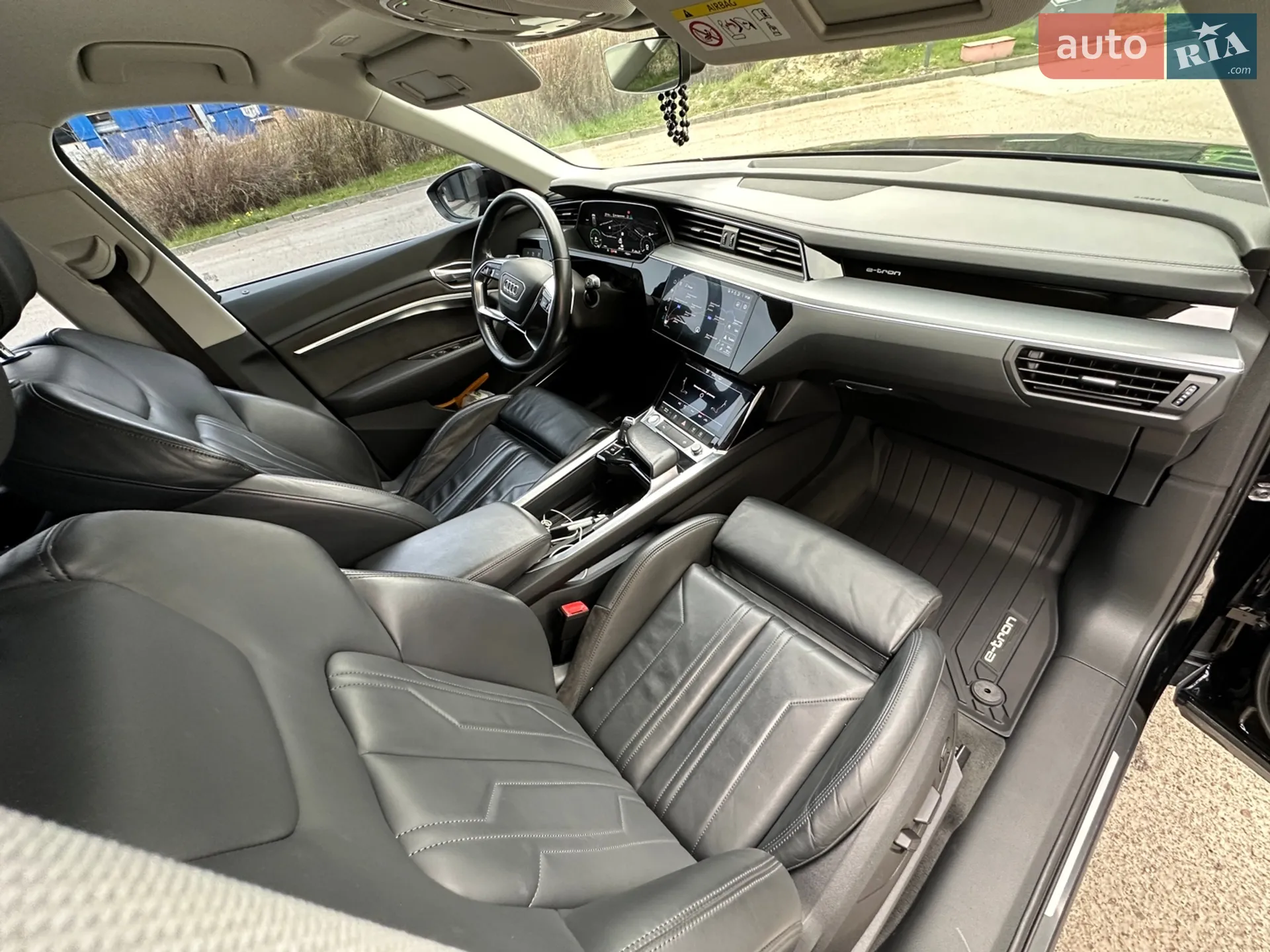 2019 Audi e-tron - мініатюра 35