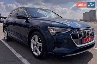 Позашляховик / Кросовер Audi e-tron 2019 в Києві