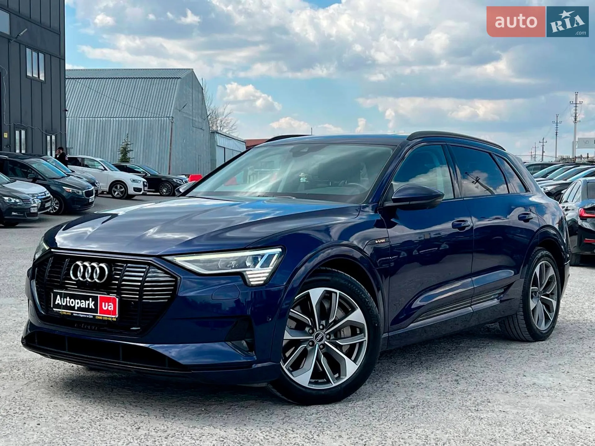 2021 Audi e-tron - фото 1