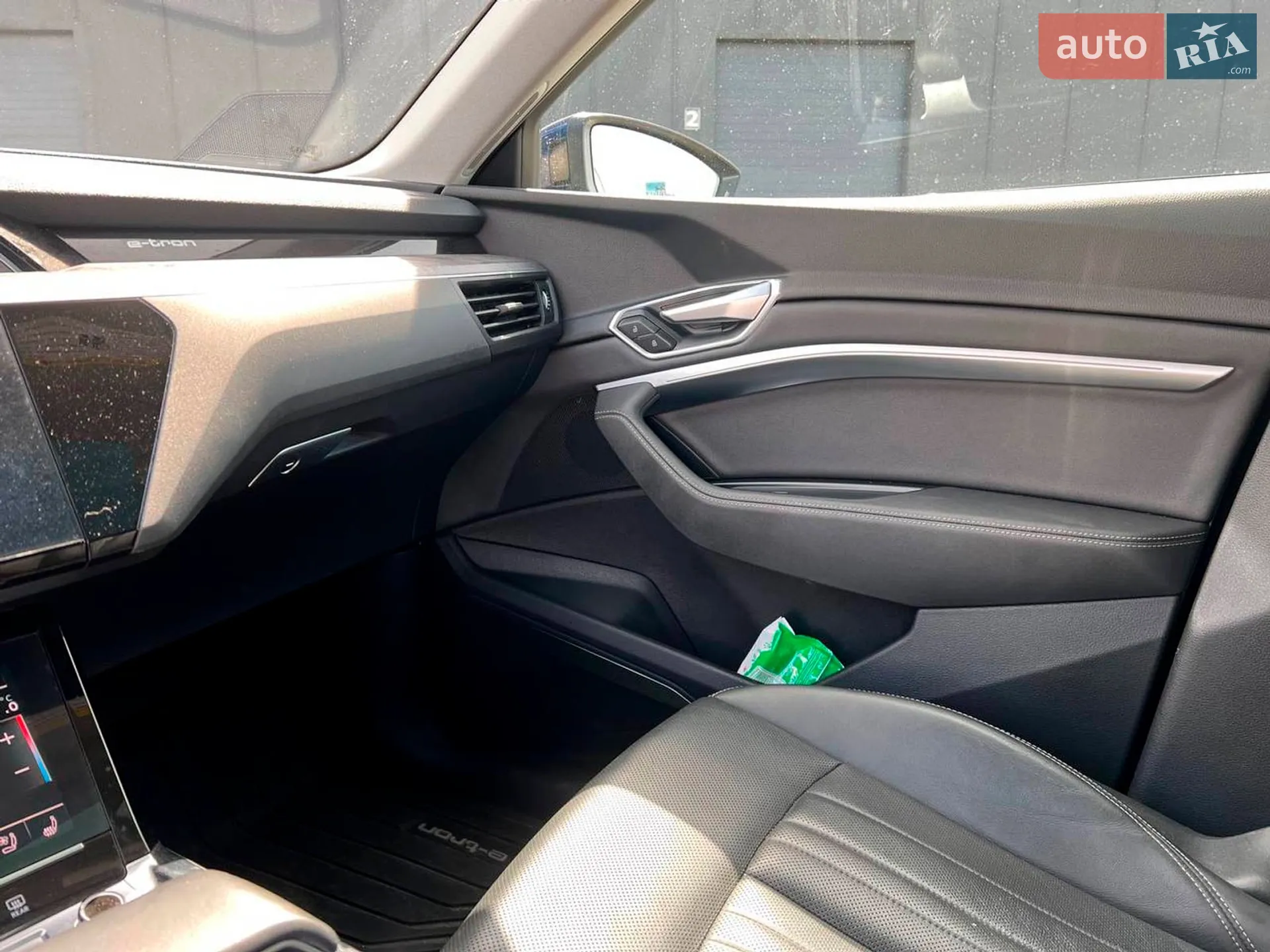 2021 Audi e-tron - мініатюра 37