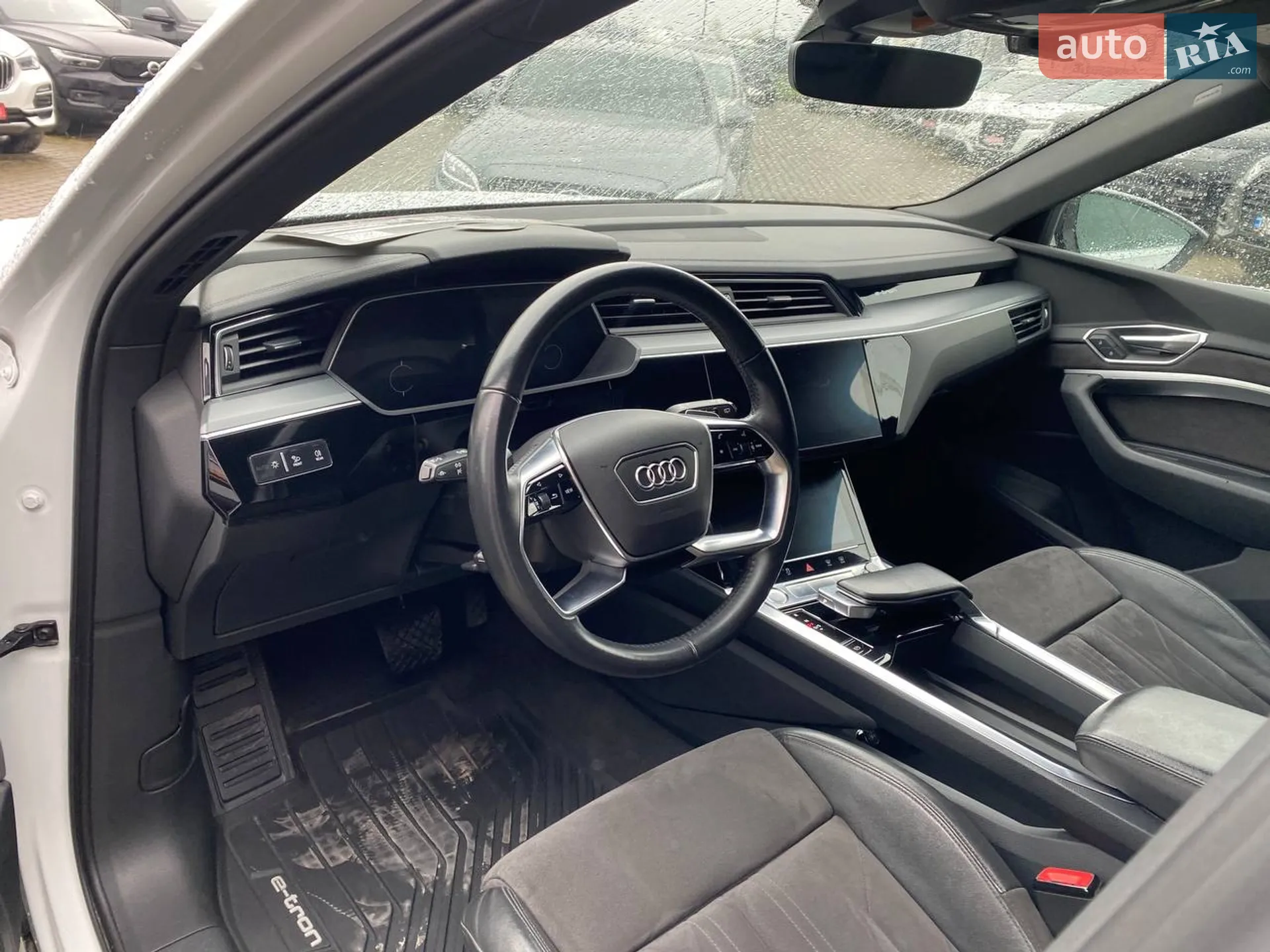 2018 Audi e-tron - мініатюра 11