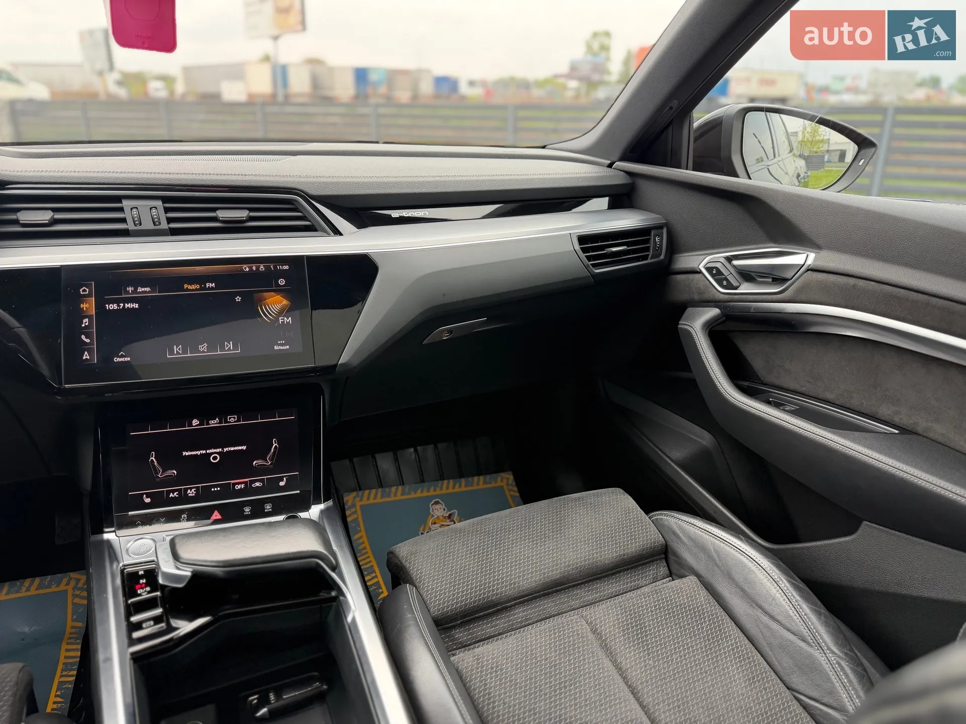 2019 Audi e-tron - мініатюра 35