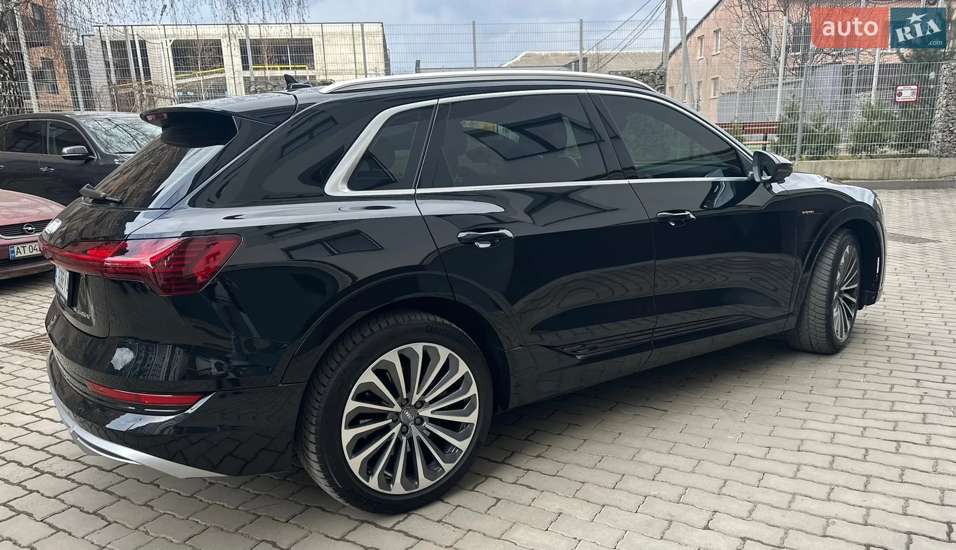 2020 Audi e-tron - мініатюра 7